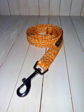 Load image into Gallery viewer, Seville Lead