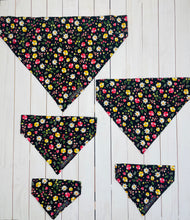 Load image into Gallery viewer, English Country Garden Bandana