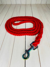 Load image into Gallery viewer, Super Soft Rope Lead - Red