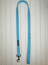 Load image into Gallery viewer, Gingham Lead