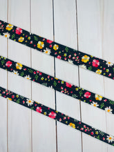 Load image into Gallery viewer, English Country Garden Lead