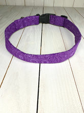 Load image into Gallery viewer, Purple Paisley Power Collar
