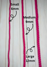 Load image into Gallery viewer, Super Soft Rope Lead - Pink
