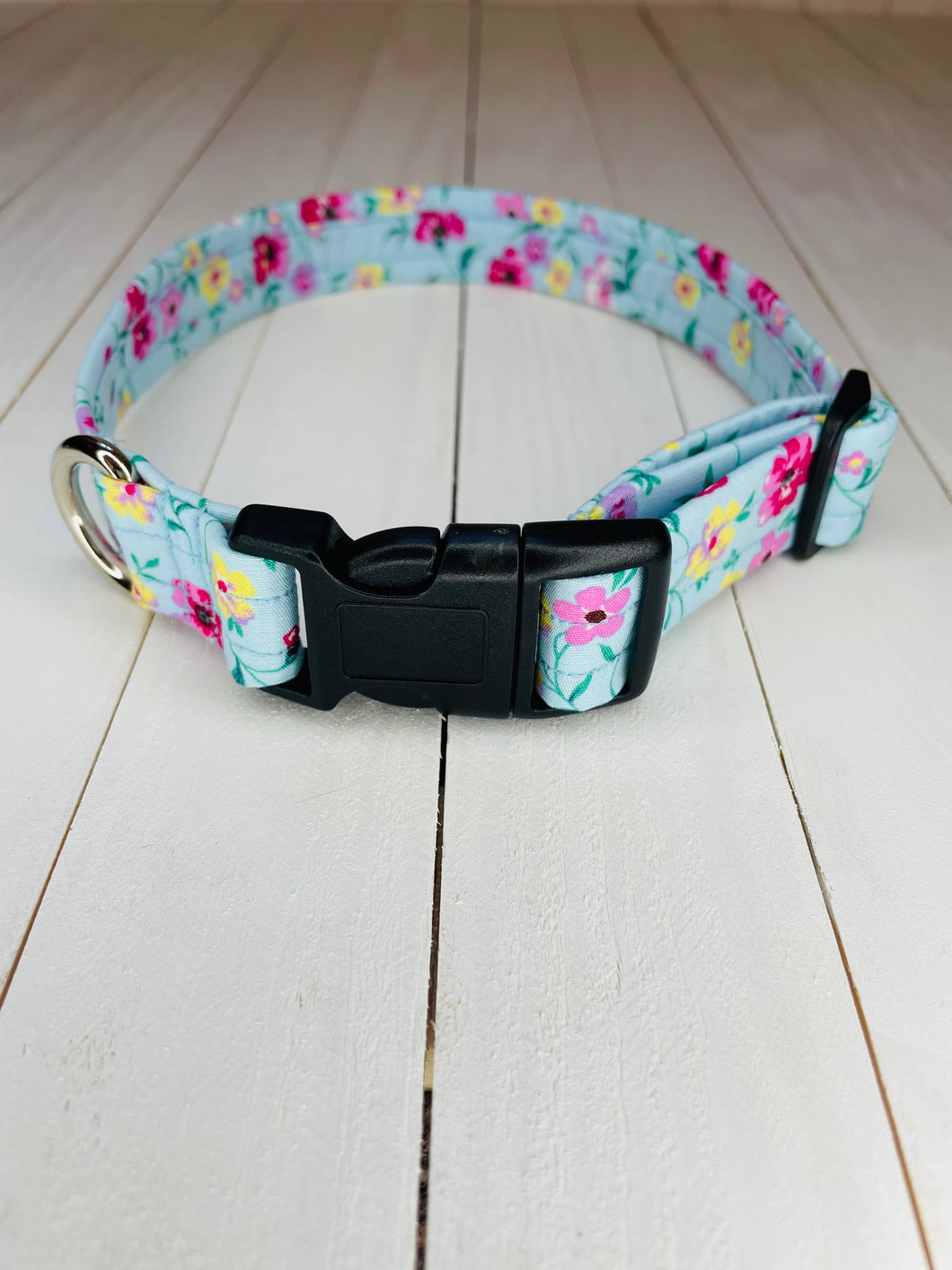 Blue Floral Collar