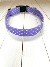 Load image into Gallery viewer, Lilac Polka Dot Collar
